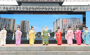 黄梅盛宴闹元宵“黄梅戏经典唱段演唱会”在宿豫大剧院精彩上演